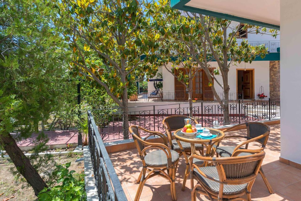 Villas Marianna Kalavarda Екстер'єр фото