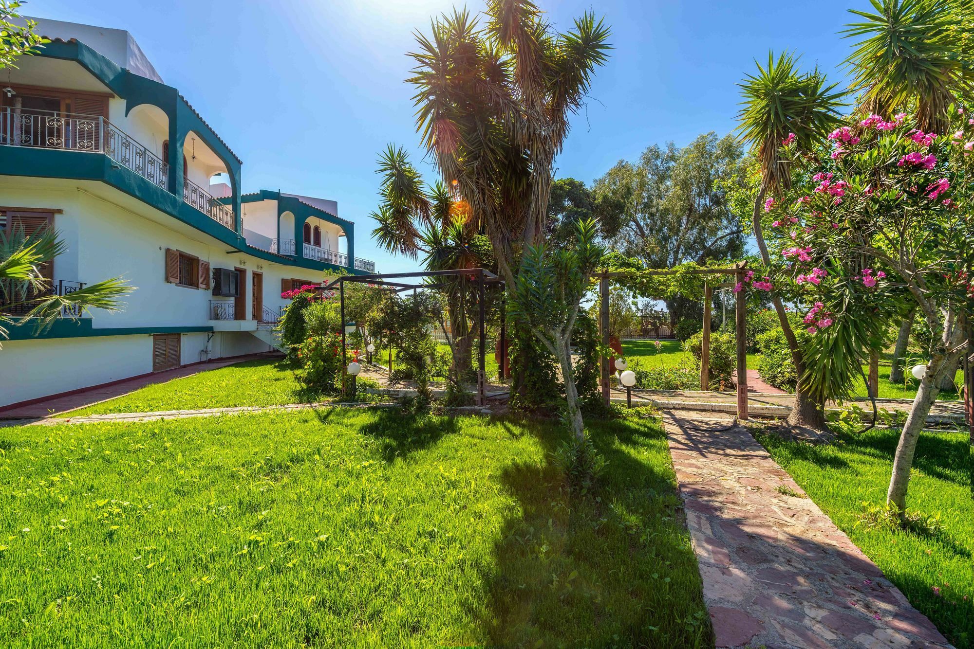 Villas Marianna Kalavarda Екстер'єр фото